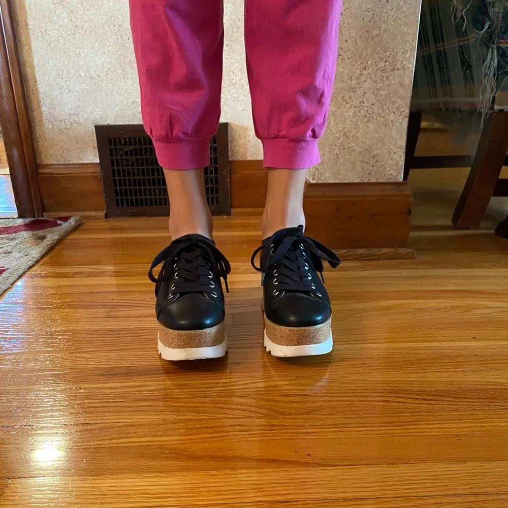 Steve Madden platform shoe (size: 6.5) - Picture 3 of 6